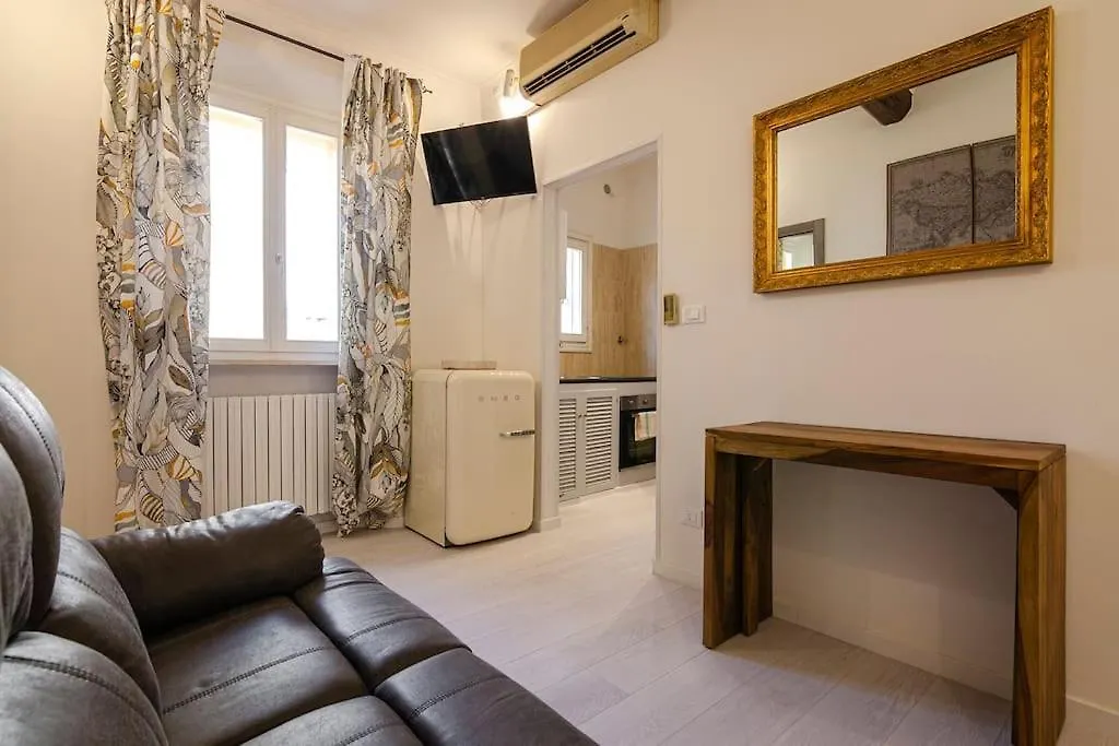 Apartment Canonica Home, In The Heart Of The City Bologna Italy
